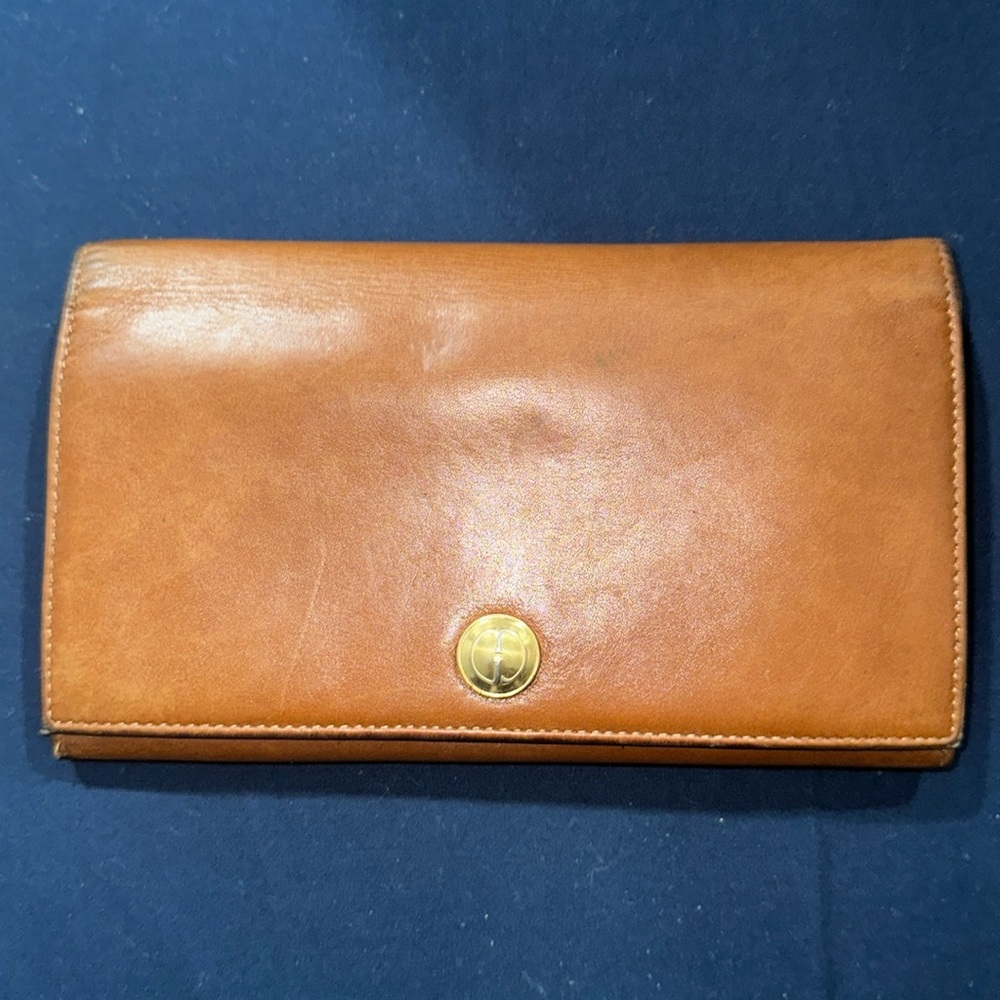 GUCCI LONG WALLET ❤️